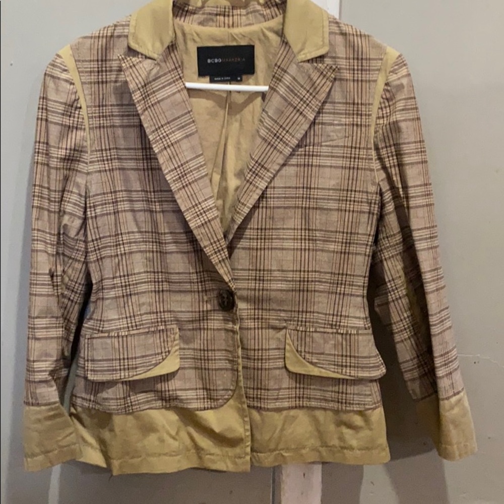 BCBG Maxazaria blazer